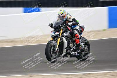 media/Apr-18-2025-TrackDaz (Fri) [[45f5874c44]]/A Group/Session 3 (Turn 6 - Outside)/